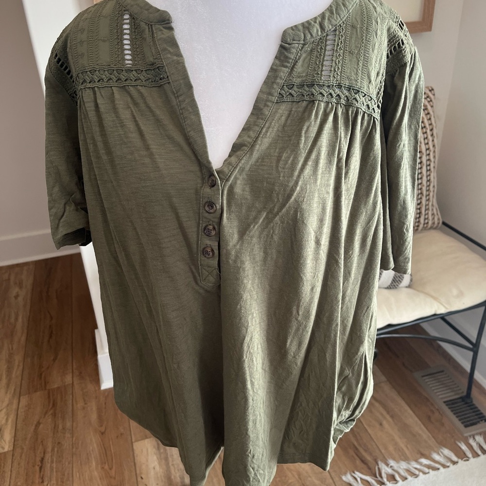Knox Rose Green Short Sleeve Buttoned Blouse